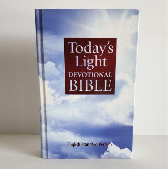 Today's Light Devotional Bible Hardcover ESV English Standard Version - Picture 1 of 7